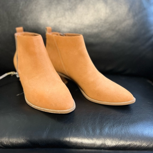 Circus boots. - Picture 2 of 3